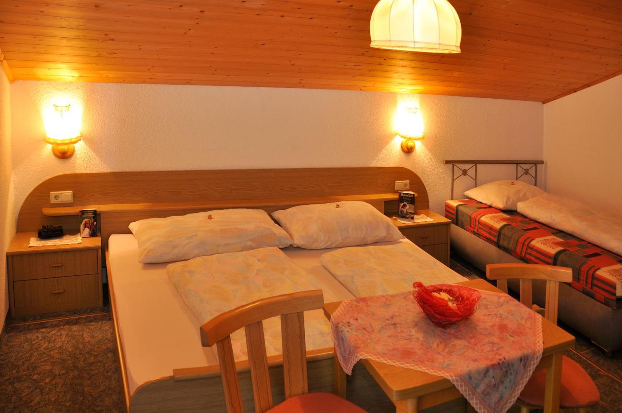 Отель Haus Alpenruh Санкт-Леонхард-им-Пицталь Экстерьер фото